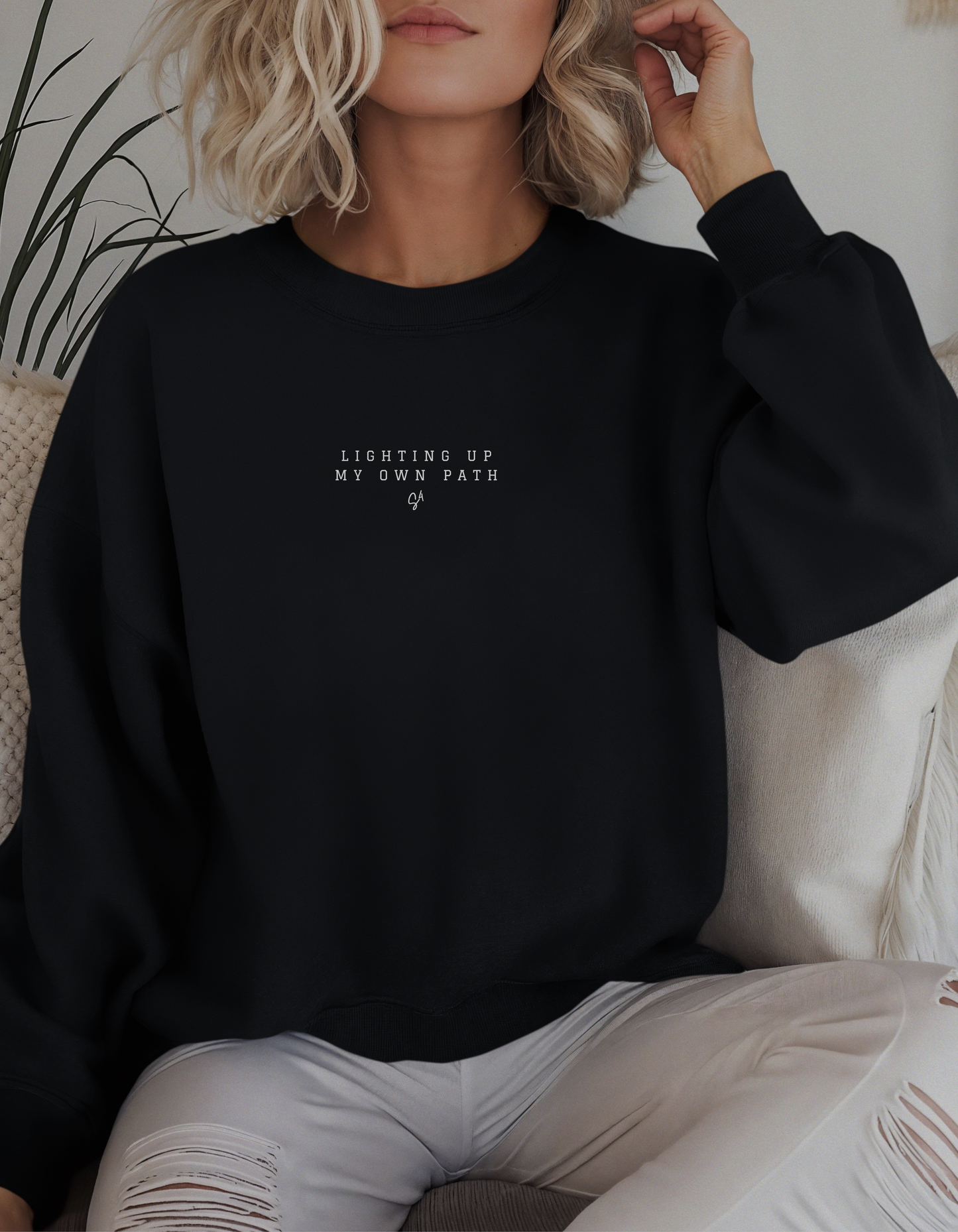 LIGHTING UP MY OWN PATH Crewneck | Black