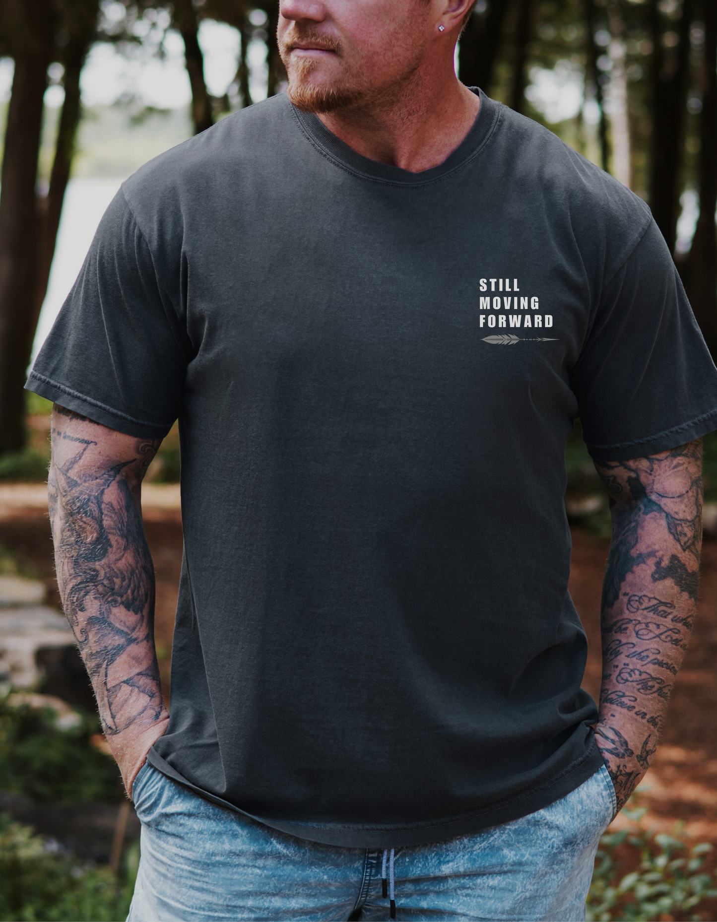 STILL MOVING FORWARD Tee | Pepper (grey)